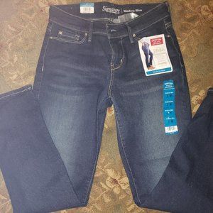 Levi Strauss Signature Modern Mid-RiseJeans